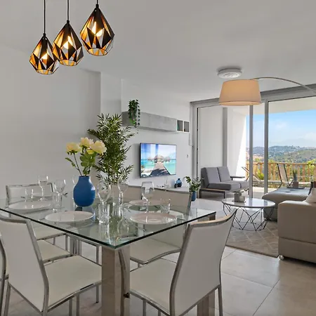 Apartment Vivi Homes - Golden Horizon Sauna, Pool, Gym &